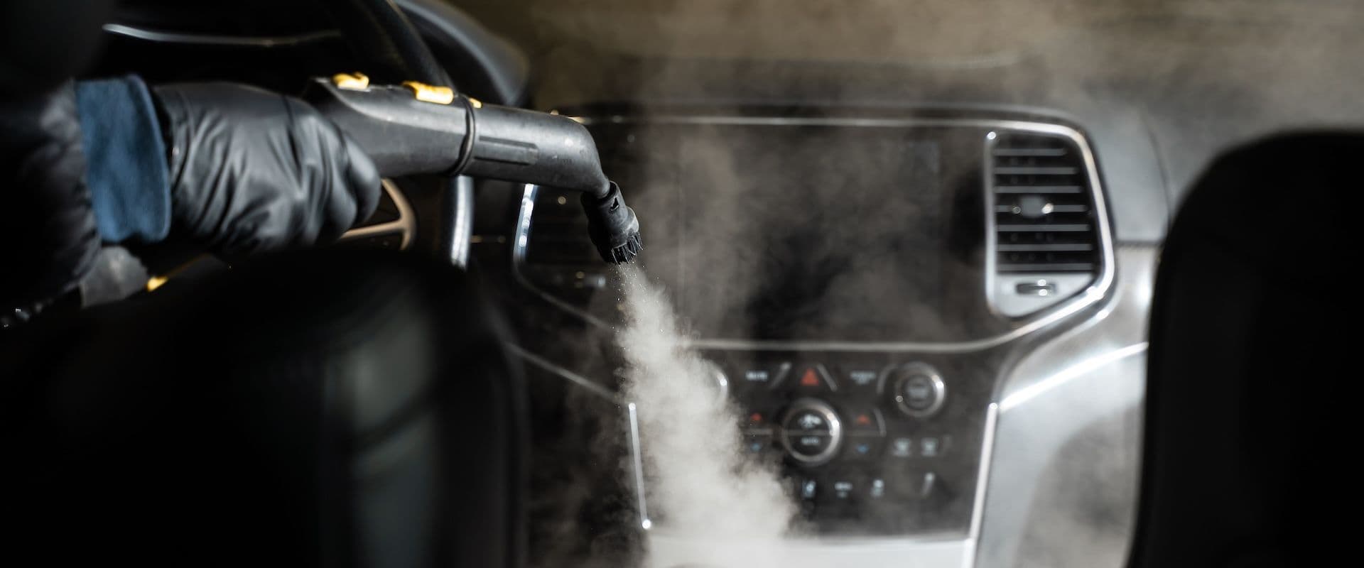 Sanificazione abitacolo con ozono